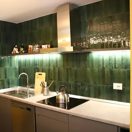 Delmirani's Book - Vatican View