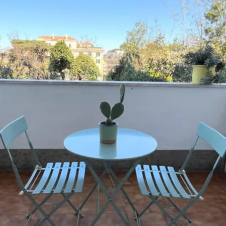 Delmirani's Book - Vatican View Apartment Rom
