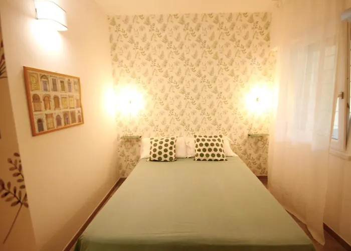 Delmirani's Book - Vatican View Appartamento *