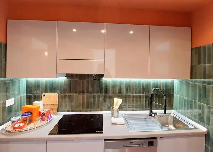 Delmirani's Book - Vatican View *